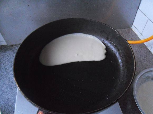 蛋糊薄饼步骤3