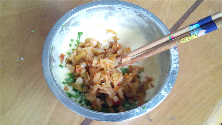 葱花榨菜鸡蛋饼步骤5