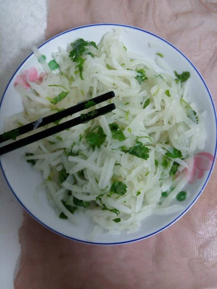 香菜萝卜丝饼步骤1