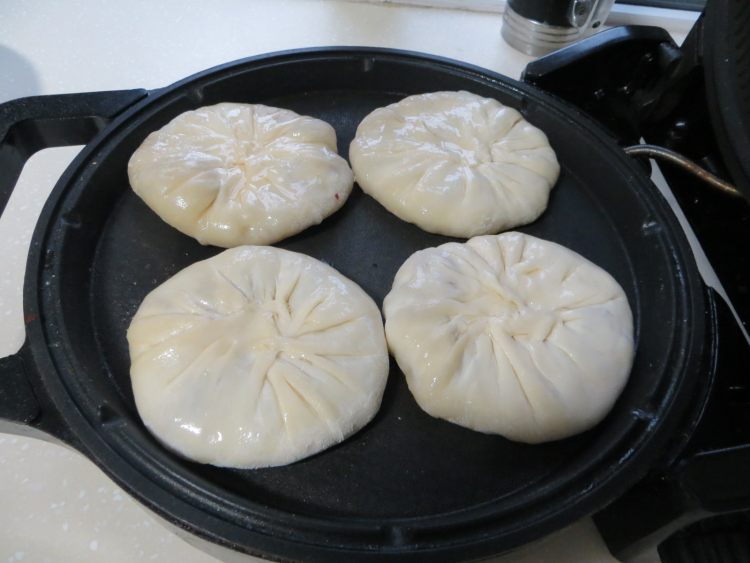 洋葱猪肉饼步骤6