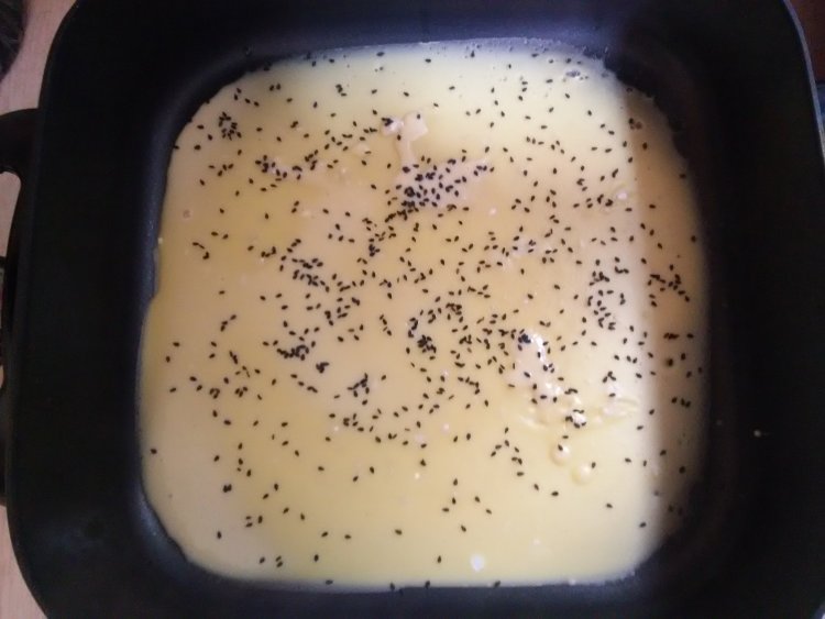 黑芝麻鸡蛋脆饼步骤7