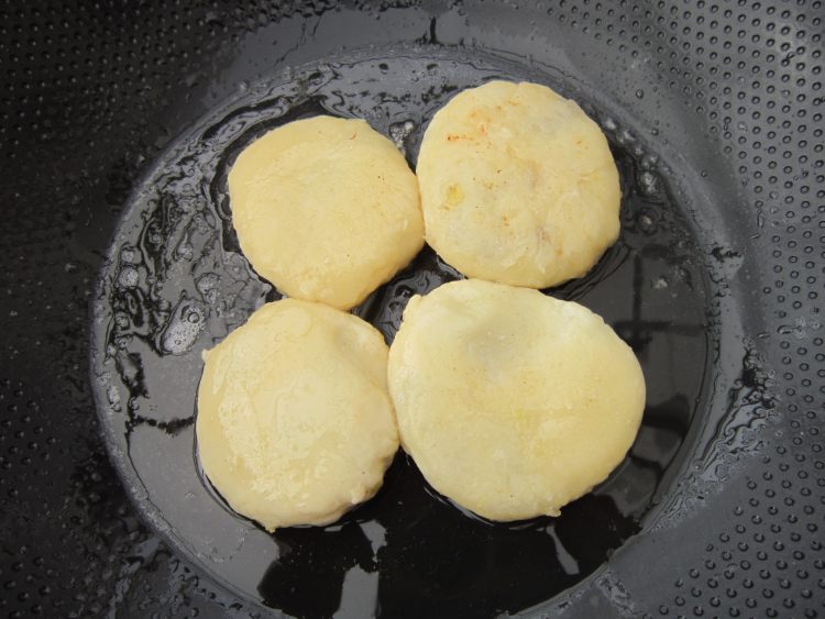 芹菜煎饼步骤9