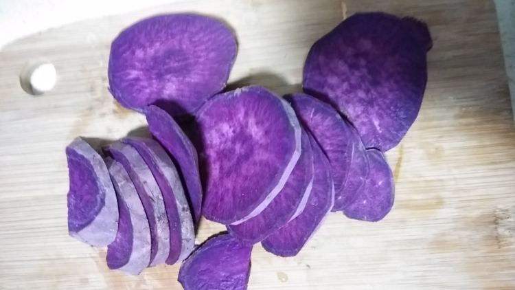 煎紫薯饼步骤2