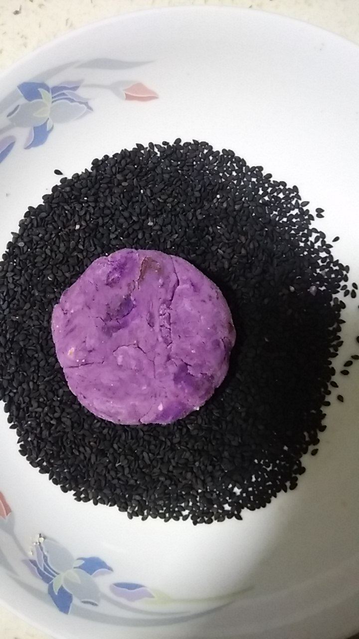 煎紫薯饼步骤6