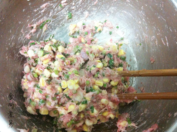 玉米肉馅大煎饼步骤6