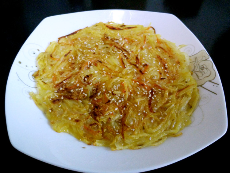 煎土豆丝饼步骤12