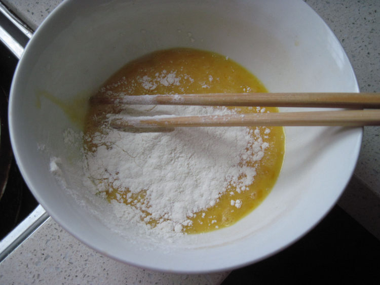 玉米鸡蛋饼步骤6