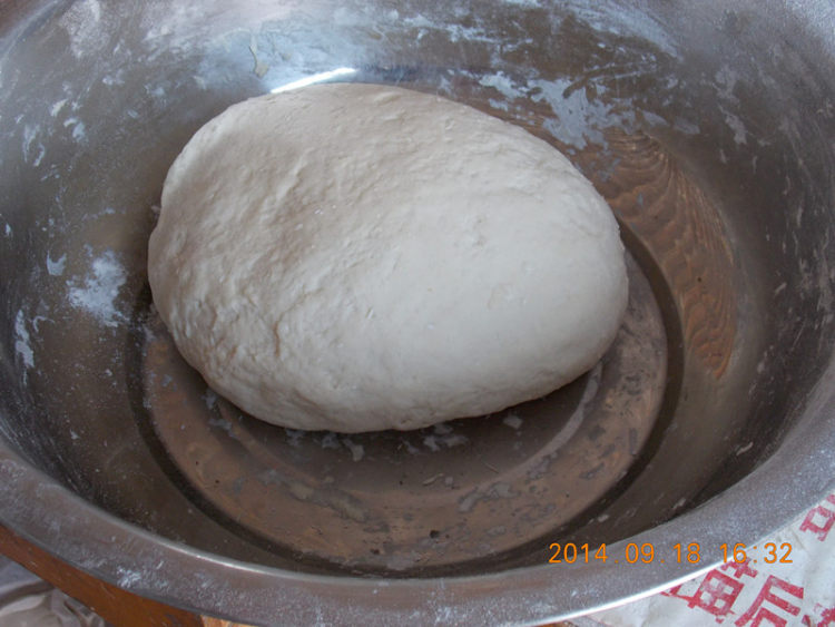 香煎茴香馅饼步骤2