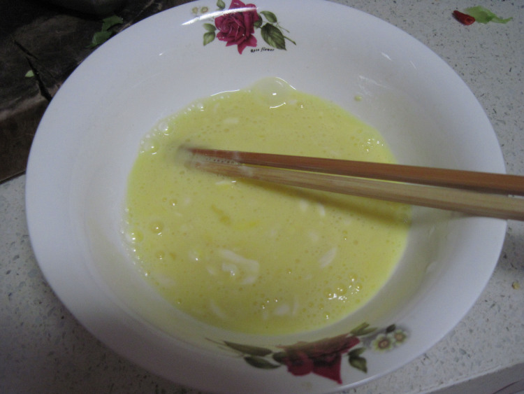 香菜鸡蛋饼步骤3