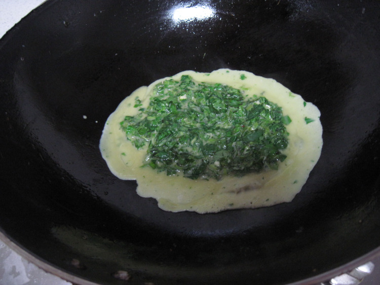 香菜鸡蛋饼步骤7