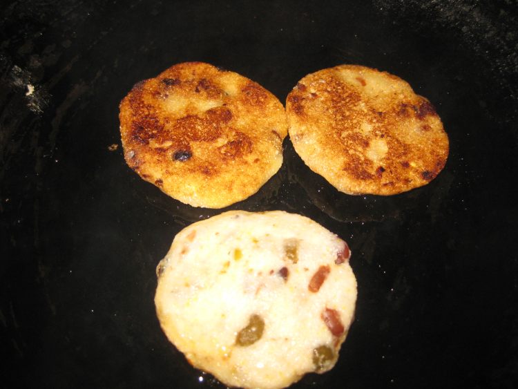 蜜豆玉米饼步骤7