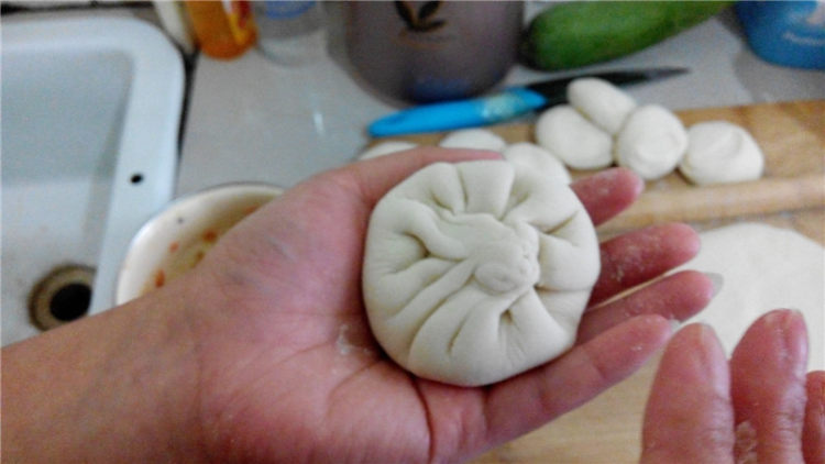 香菇胡箩卜馅饼步骤14