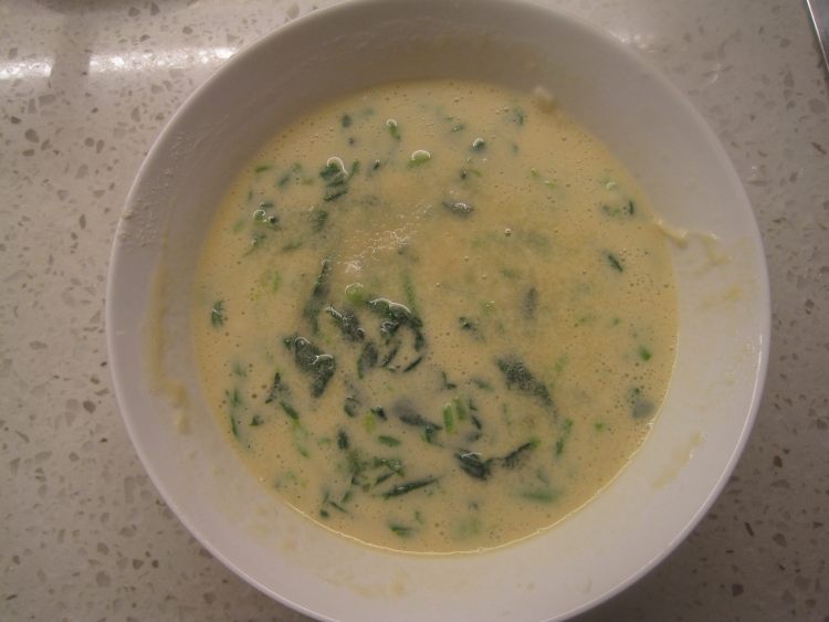 菠菜鸡蛋摊饼步骤6