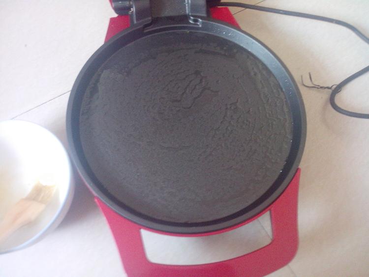 酸豆角豆渣鸡蛋饼步骤8
