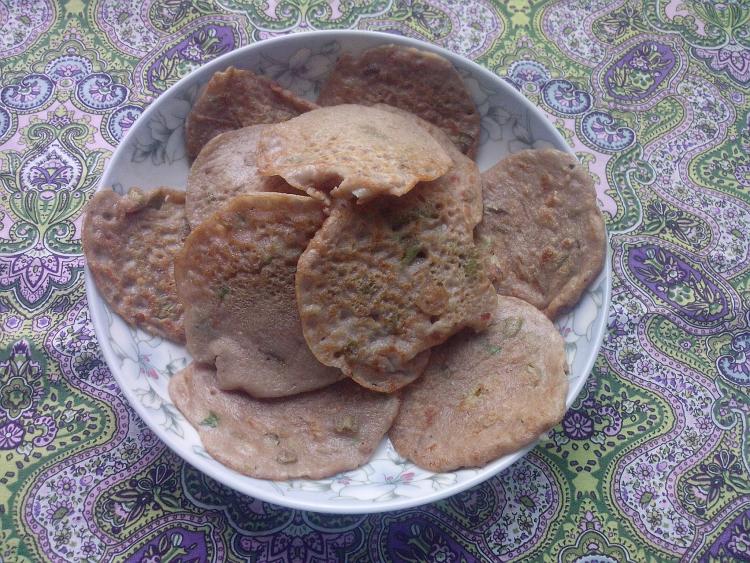 酸豆角豆渣鸡蛋饼步骤13