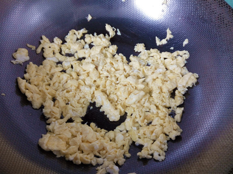 韭菜鸡蛋饺子步骤2