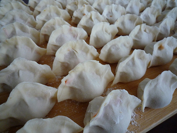 鲜肉酸菜水饺步骤8