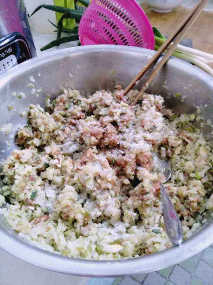 萝卜猪肉饺子步骤10
