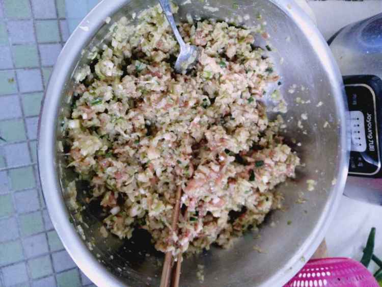 萝卜猪肉饺子步骤12
