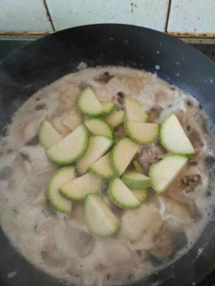 砂锅饺子步骤6