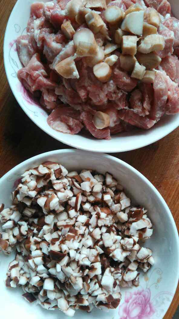 香菇猪肉饺子步骤7
