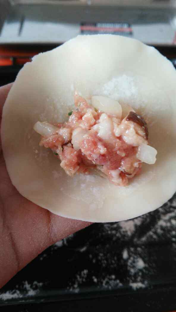 香菇猪肉饺子步骤16