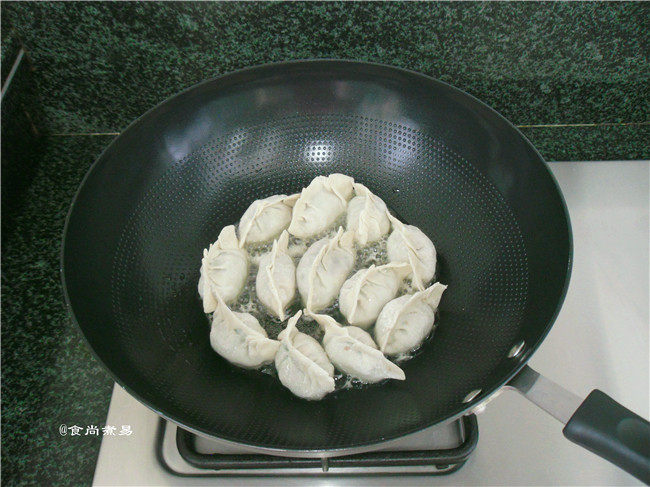 韭菜煎饺步骤11
