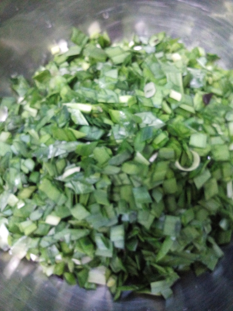 韭菜虾仁水饺步骤3