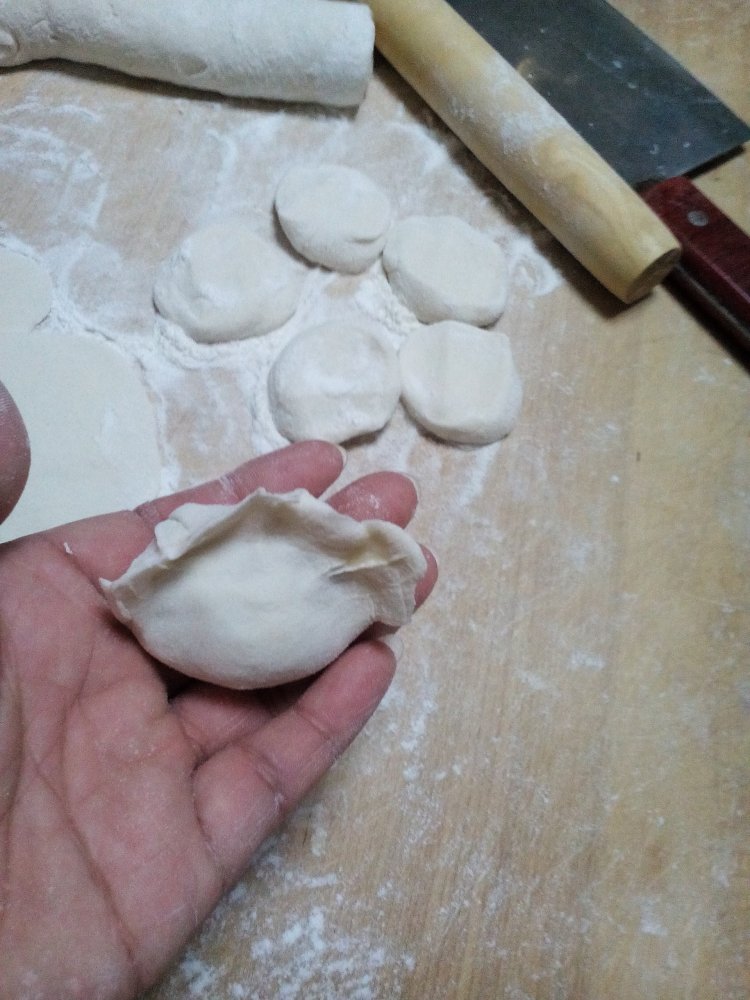 韭菜虾仁水饺步骤12
