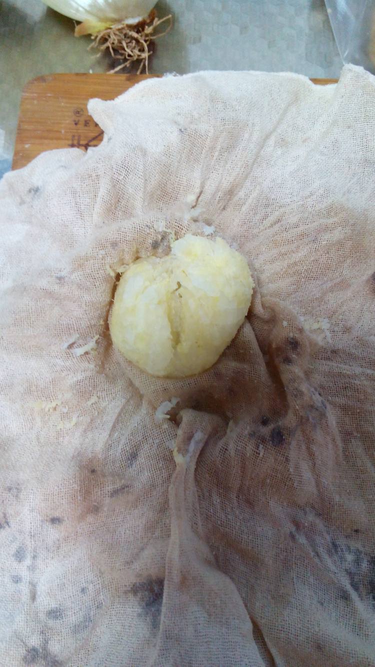 白菜虾仁水饺步骤2