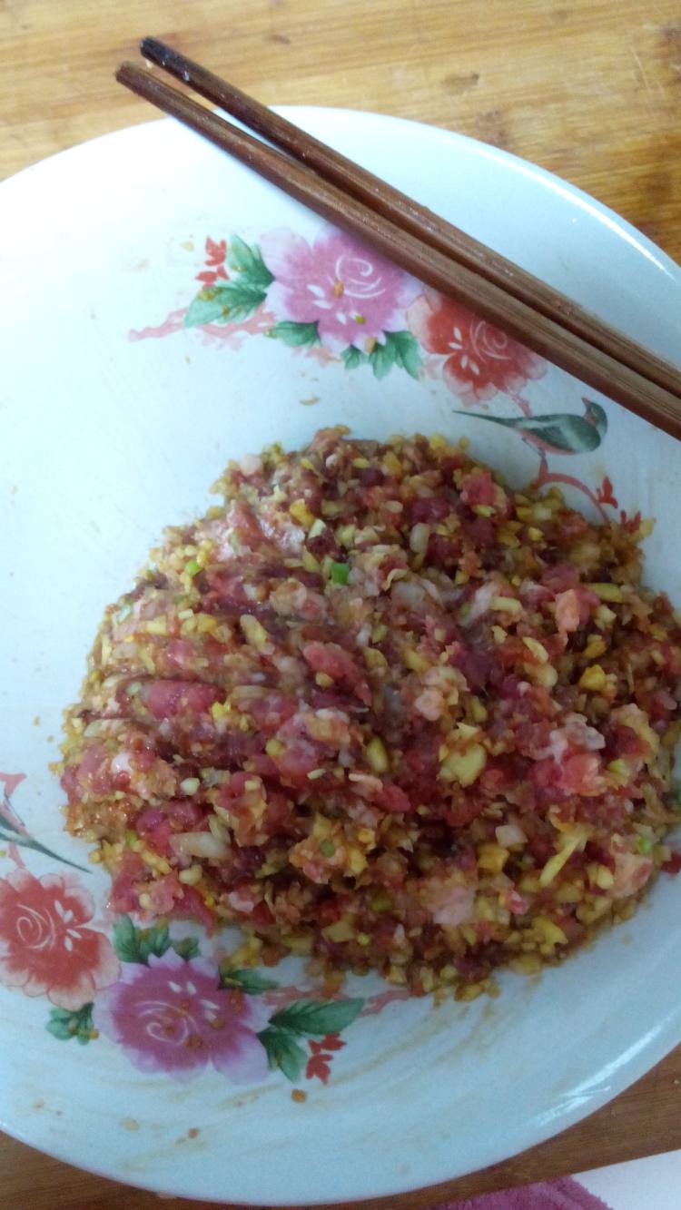 白菜虾仁水饺步骤5