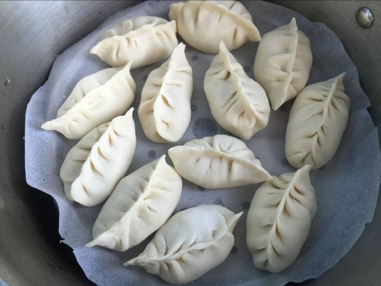 藕馅蒸饺步骤8