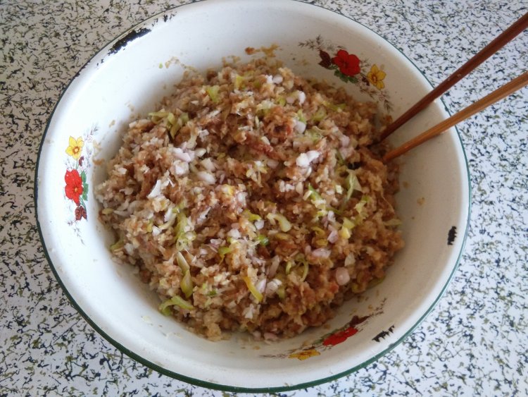 羊肉萝卜馅饺子步骤1