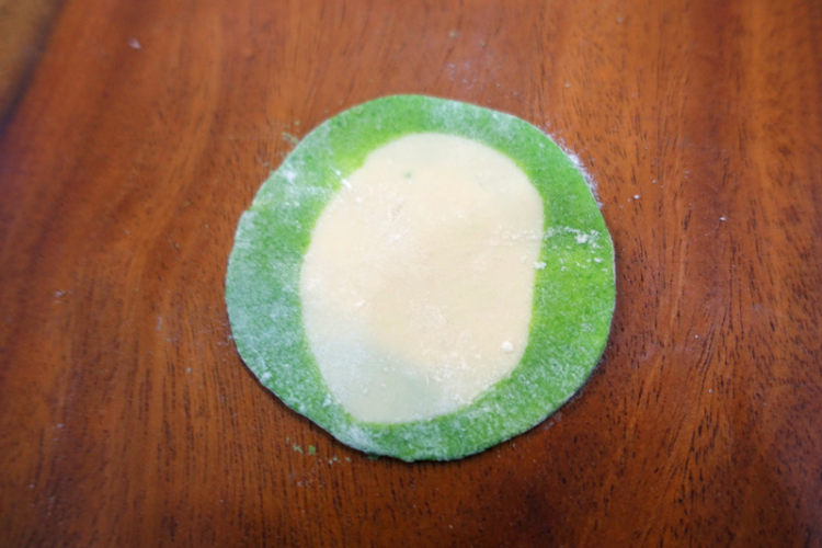 翡翠白玉饺子步骤7