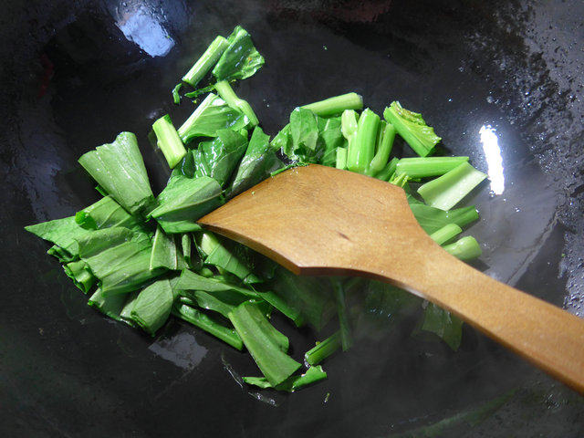 油菜蕻饺子波纹面步骤3