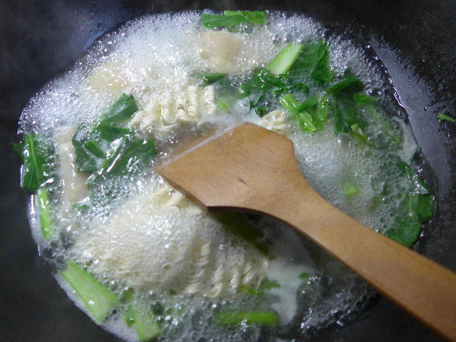油菜蕻饺子波纹面步骤5