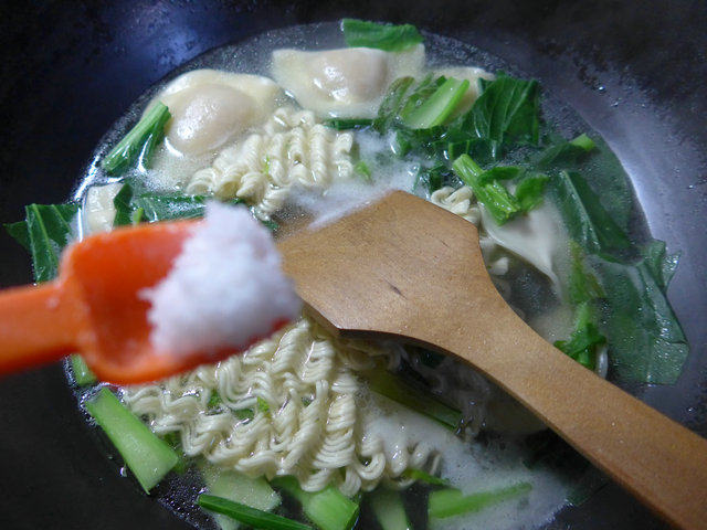 油菜蕻饺子波纹面步骤6