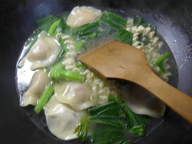 油菜蕻饺子波纹面步骤8
