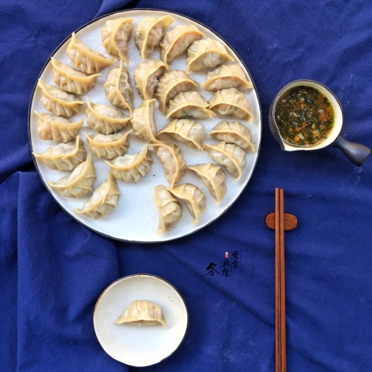 莲藕肉馅饺子步骤7