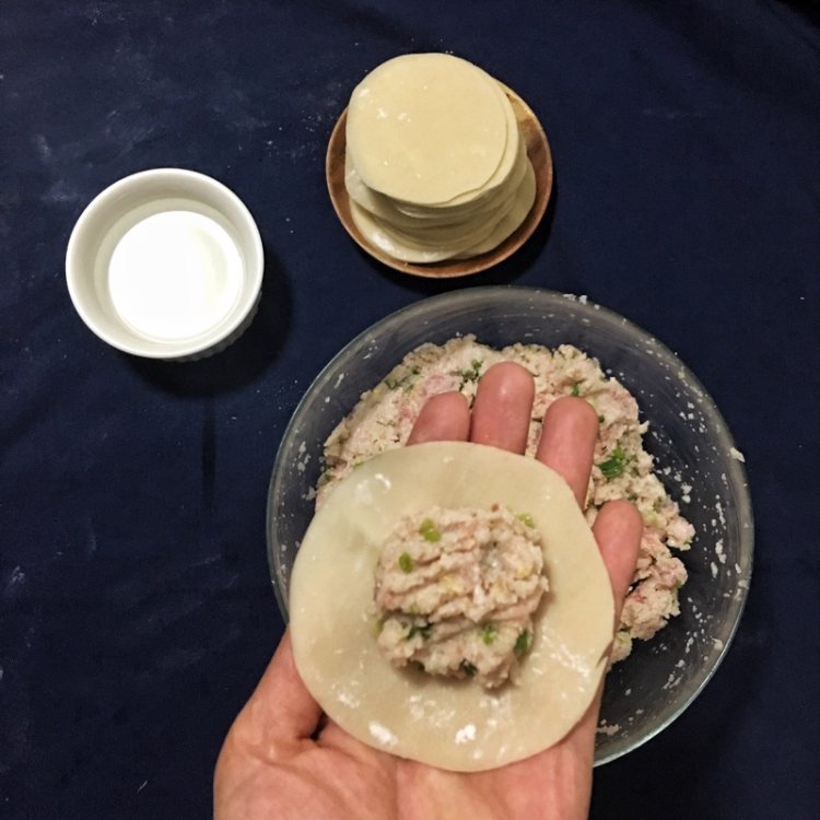 莲藕肉馅饺子步骤5