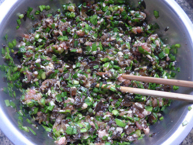 韭菜黑木耳馅饺子步骤9
