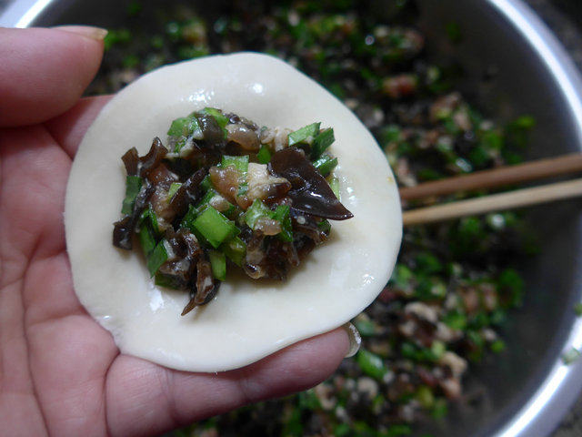 韭菜黑木耳馅饺子步骤10