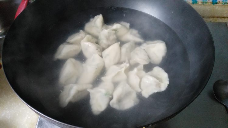 香芹猪肉水饺步骤12
