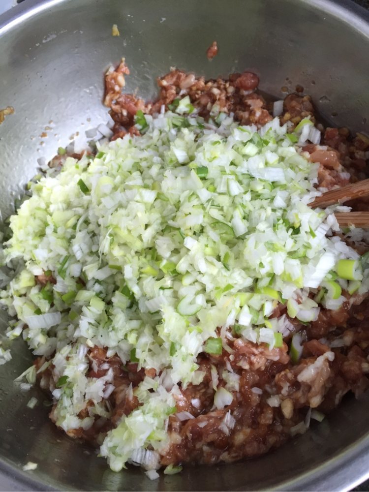 酸菜馅饺子步骤3