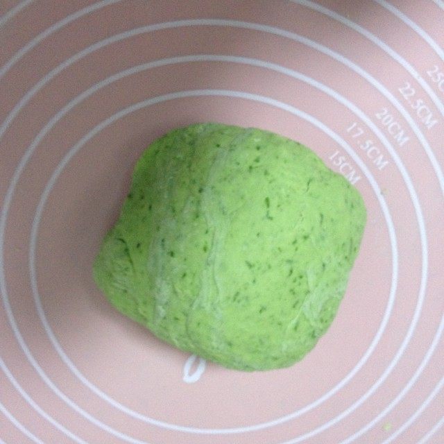 豆沙馅柳叶蒸饺步骤3