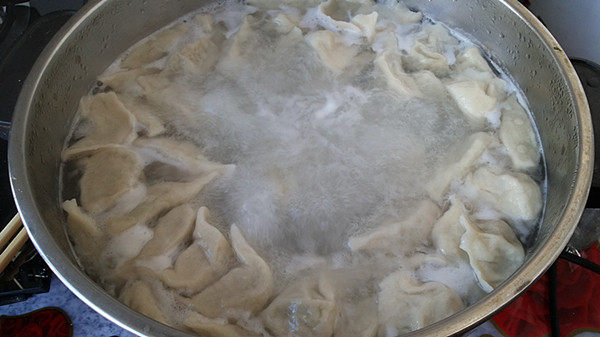 鲜肉豆角柳叶水饺步骤15