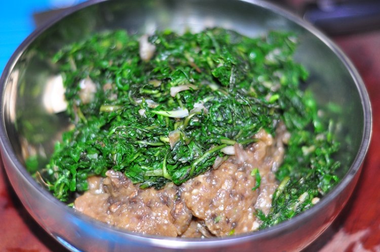 婆婆丁肉饺步骤4
