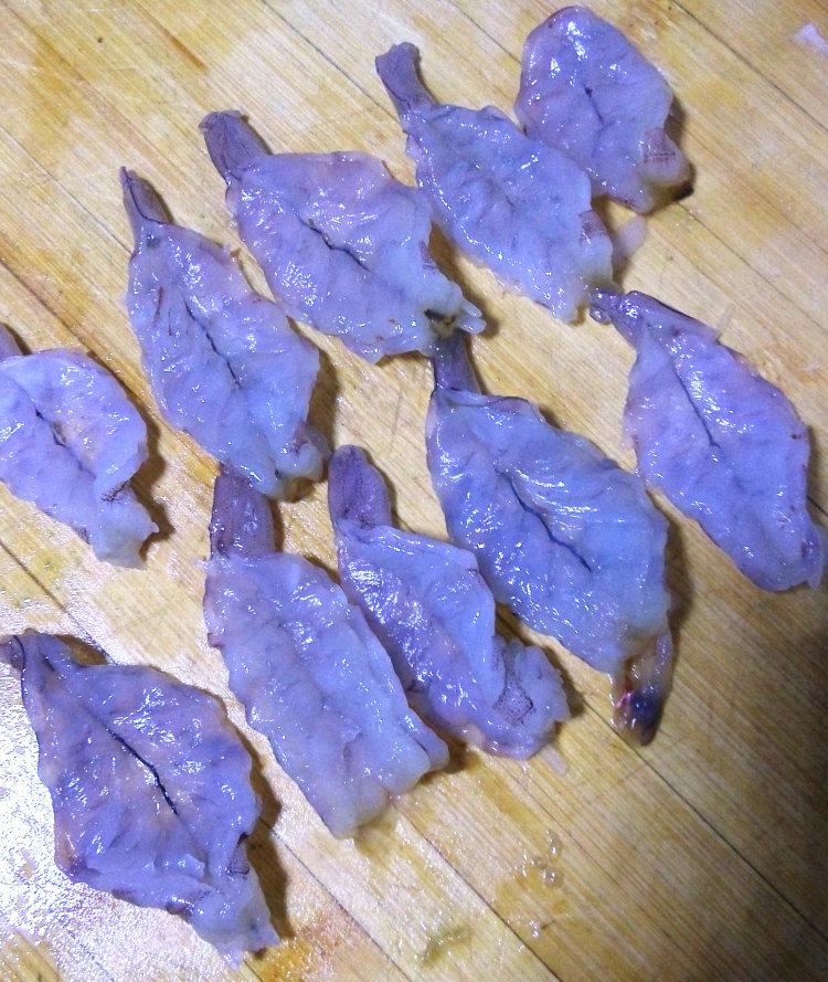 三鲜水晶金鱼蒸饺步骤3