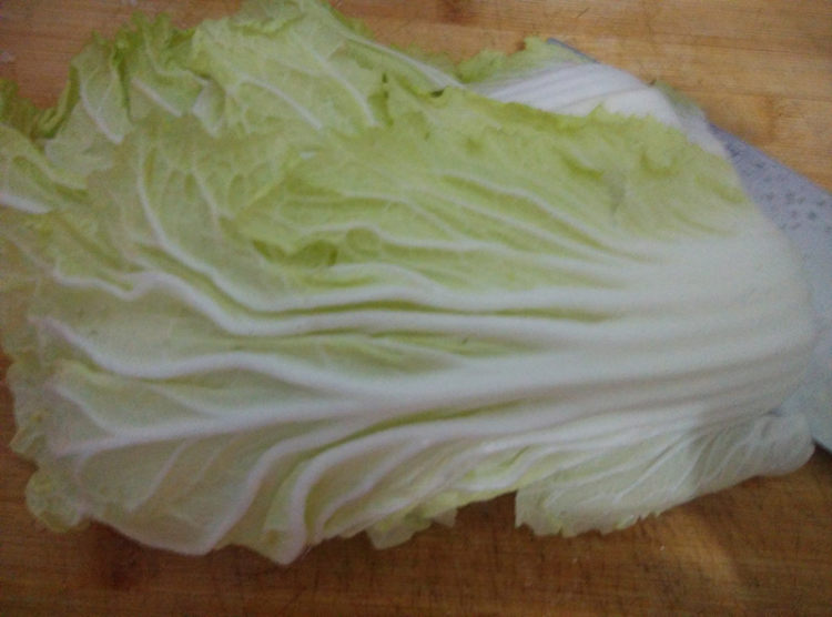 白菜肉饺步骤2
