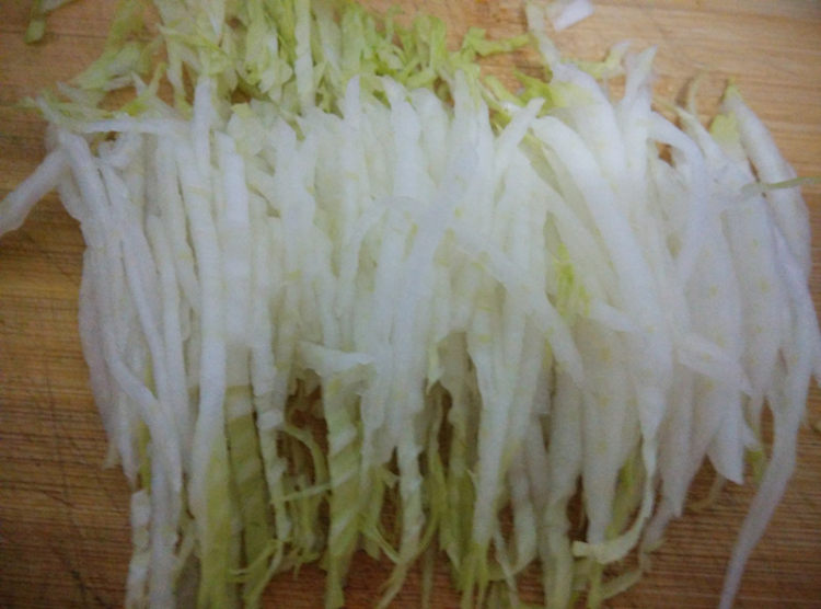 白菜肉饺步骤4